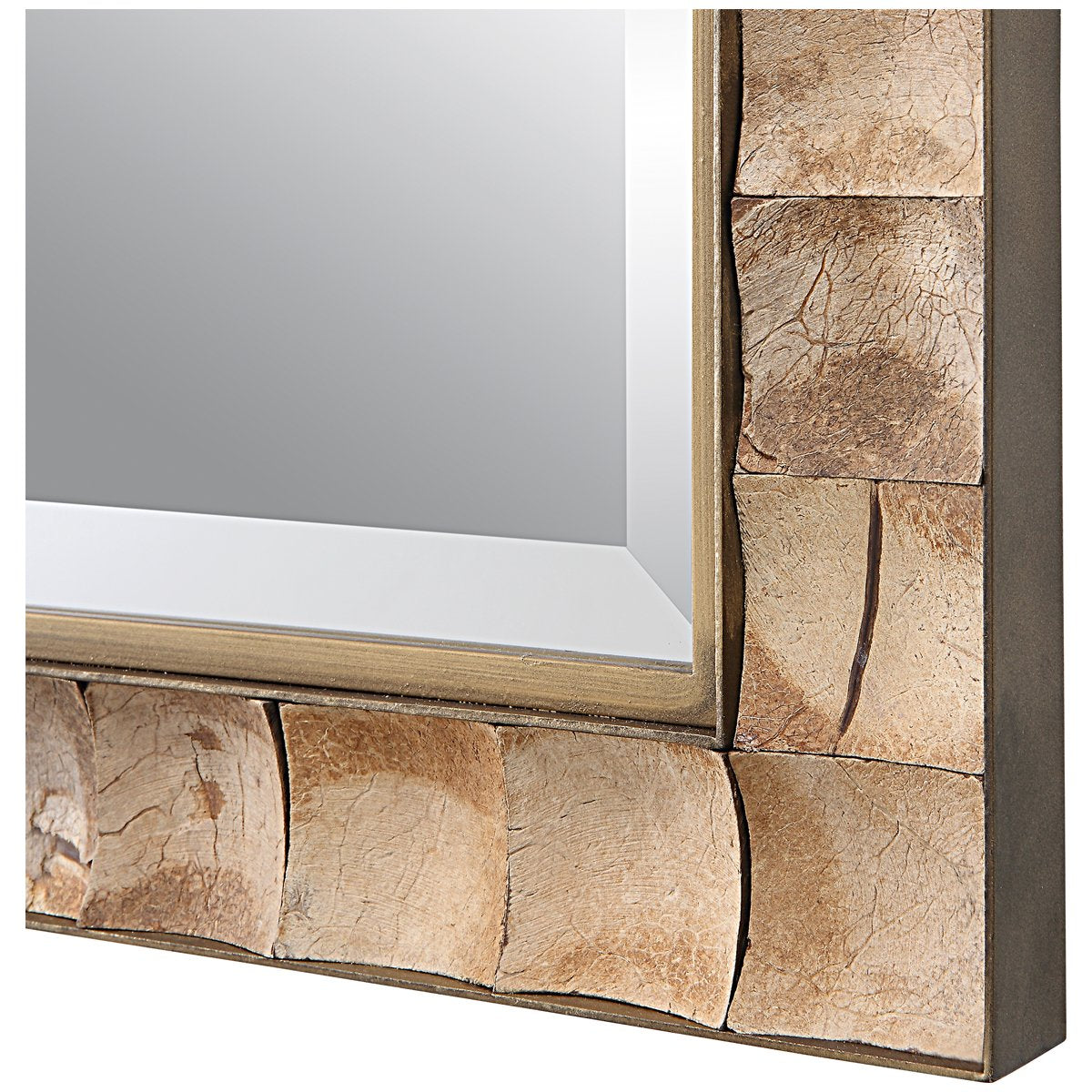 Miroir en coquille de noix de coco Uttermost Cocos