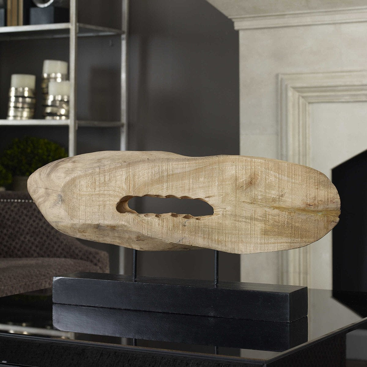 Sculpture en bois de manguier de Paol Uttermost