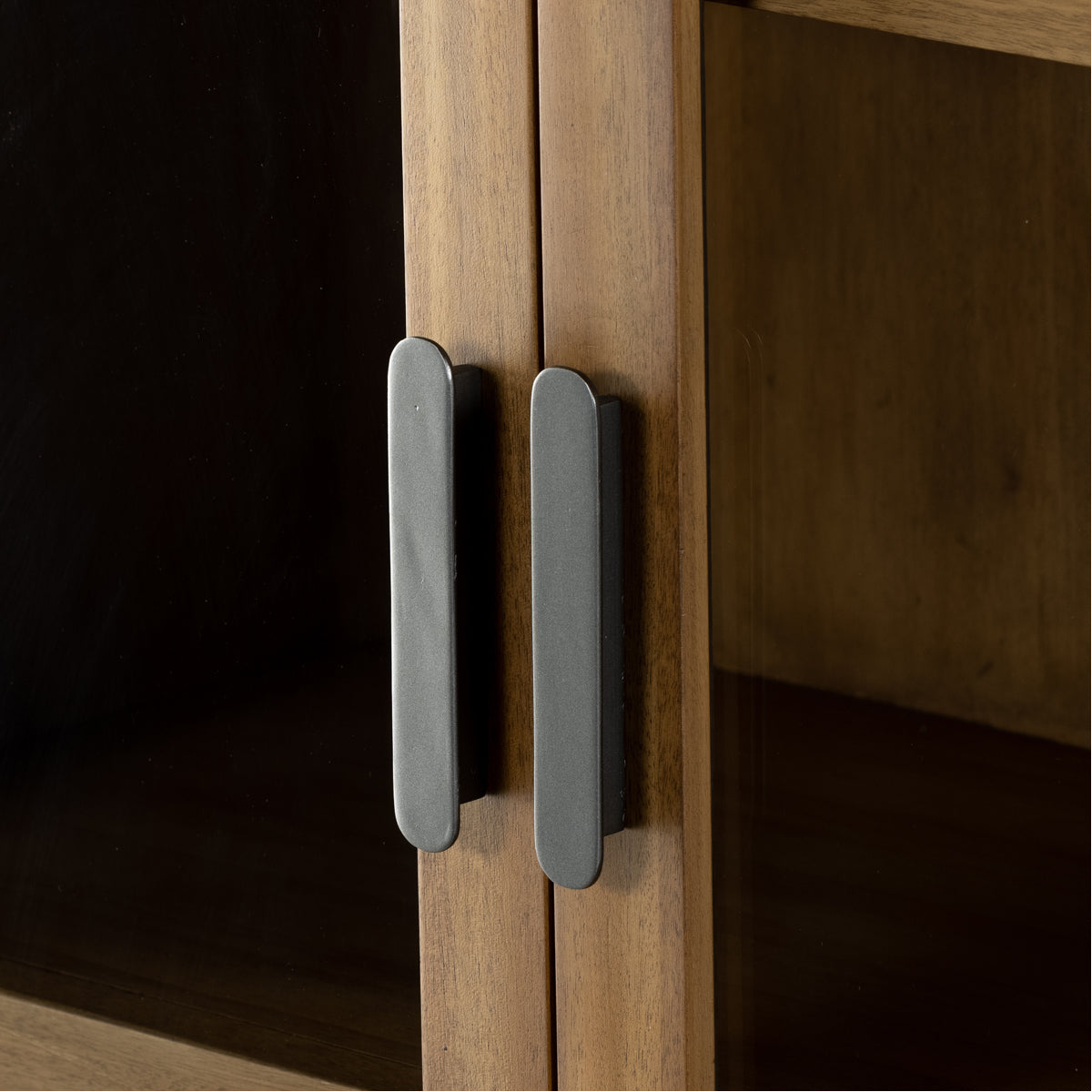 Armoire Arlo à quatre mains Callahan - Acajou clair
