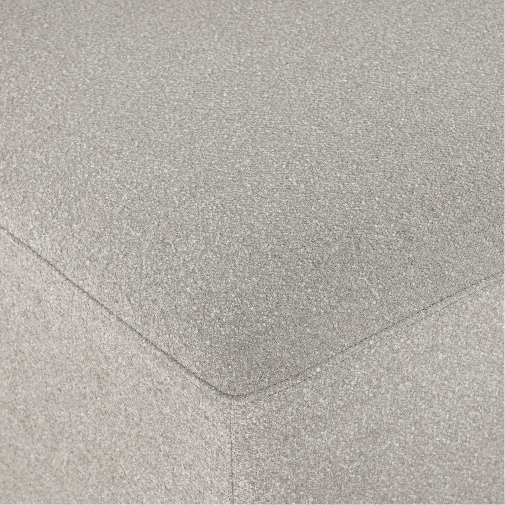 Canapé sectionnel 4 pièces Kensington Brylee avec pouf Four Hands