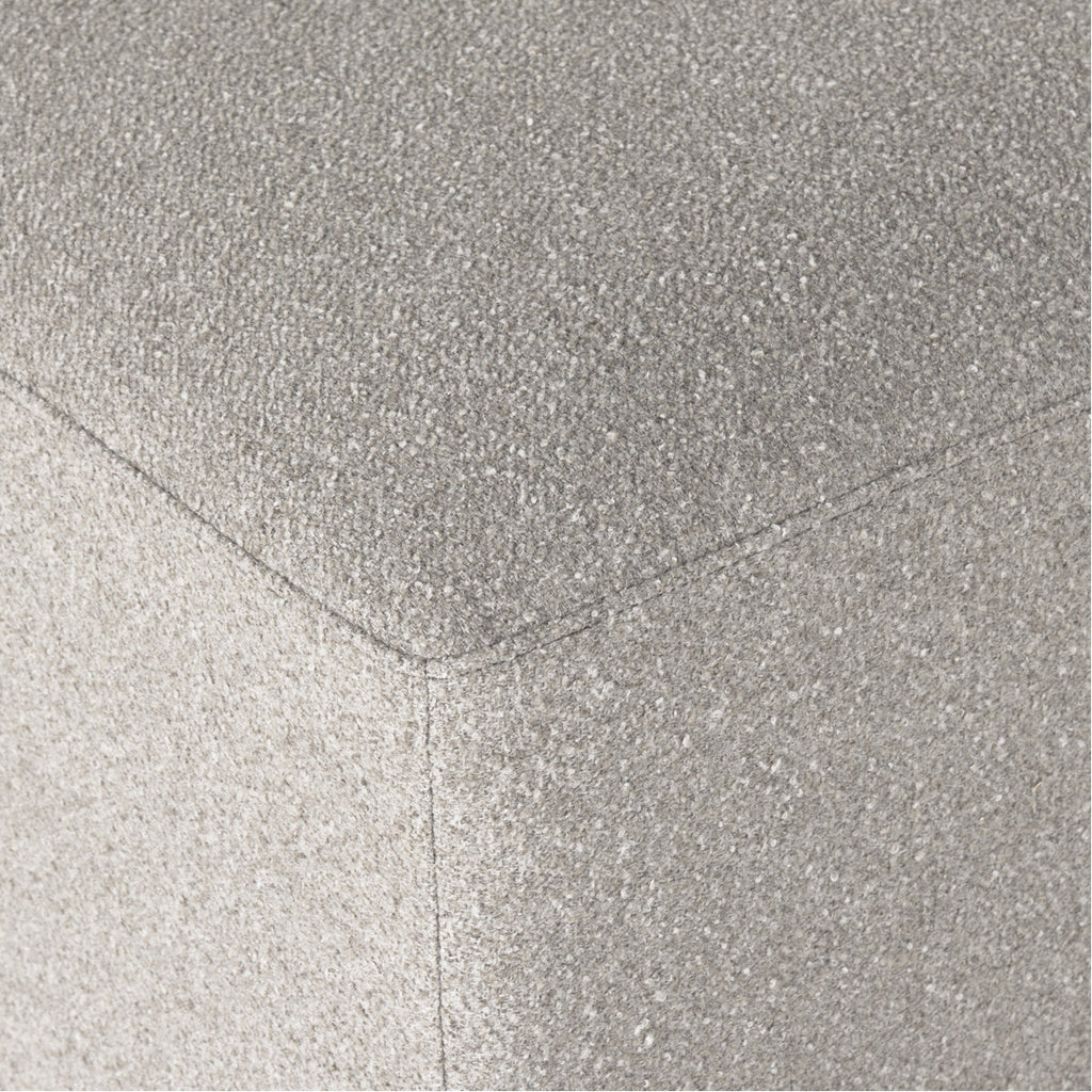 Canapé sectionnel 5 pièces Four Hands Kensington Brylee avec pouf