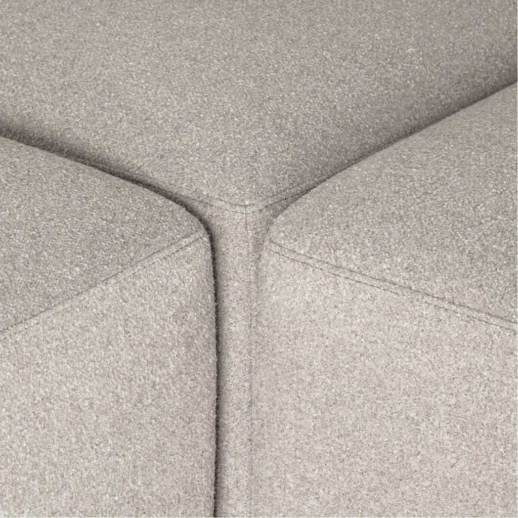 Canapé sectionnel 5 pièces Four Hands Kensington Brylee avec pouf