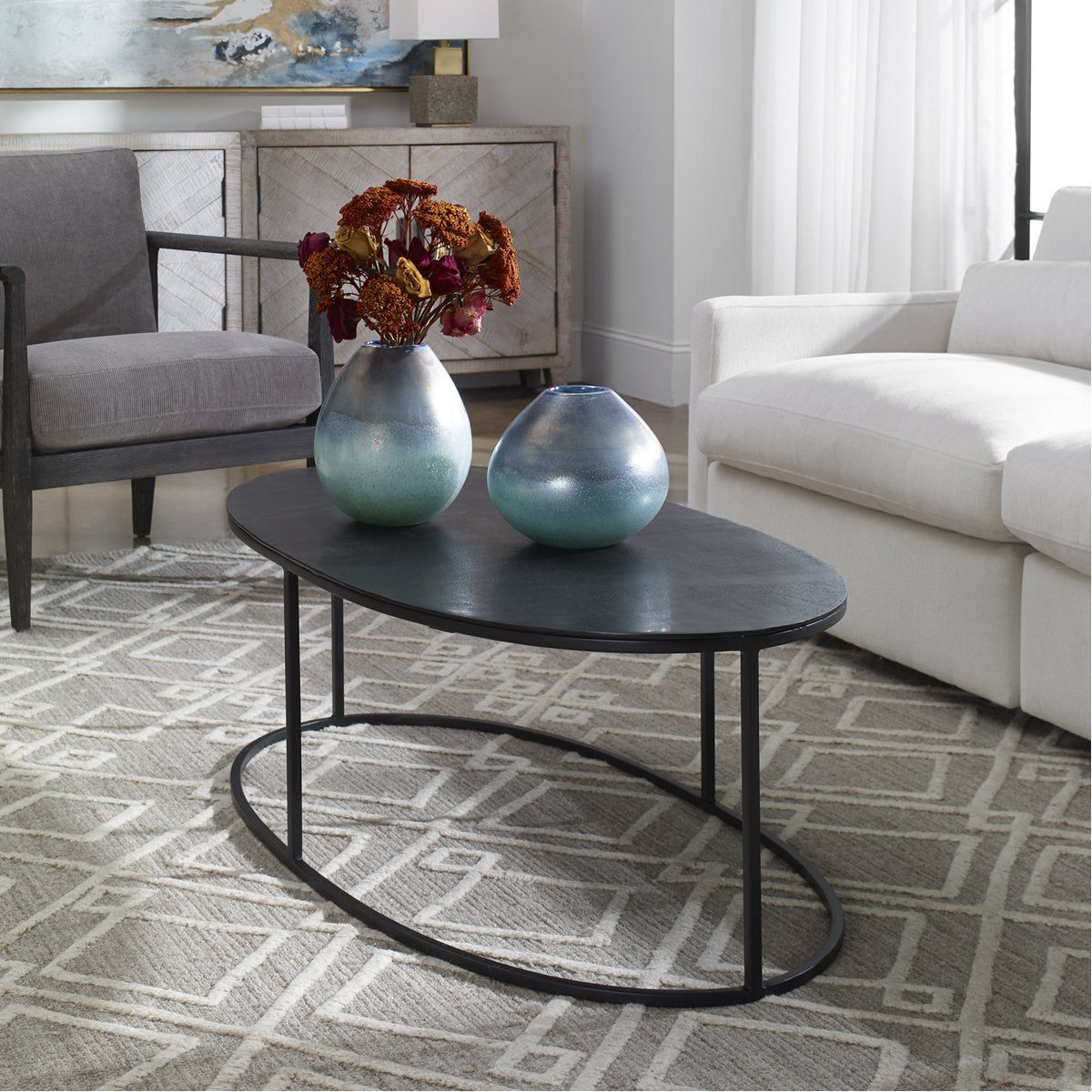 Table basse ovale Coreene d'Uttermost