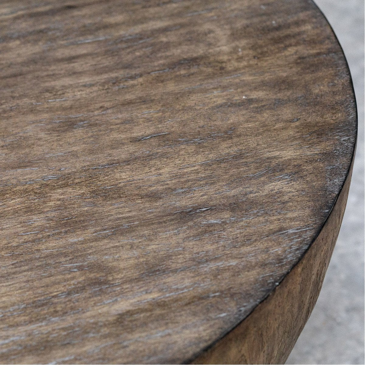 Table basse ronde en bois Uttermost Lark