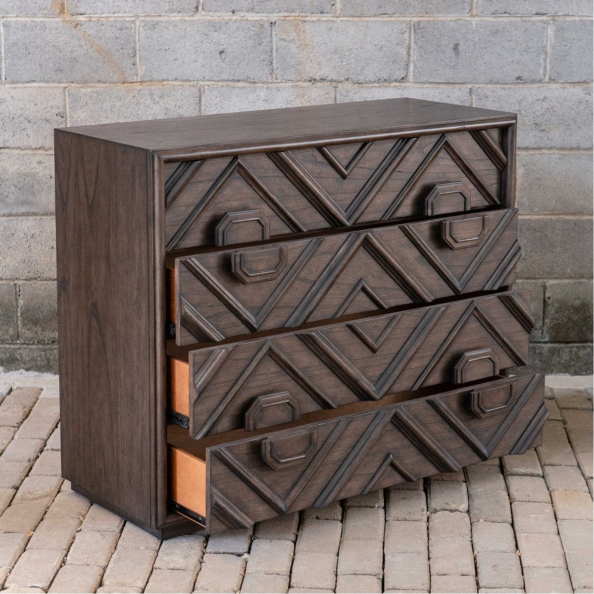 Commode à tiroirs Mindra de Uttermost