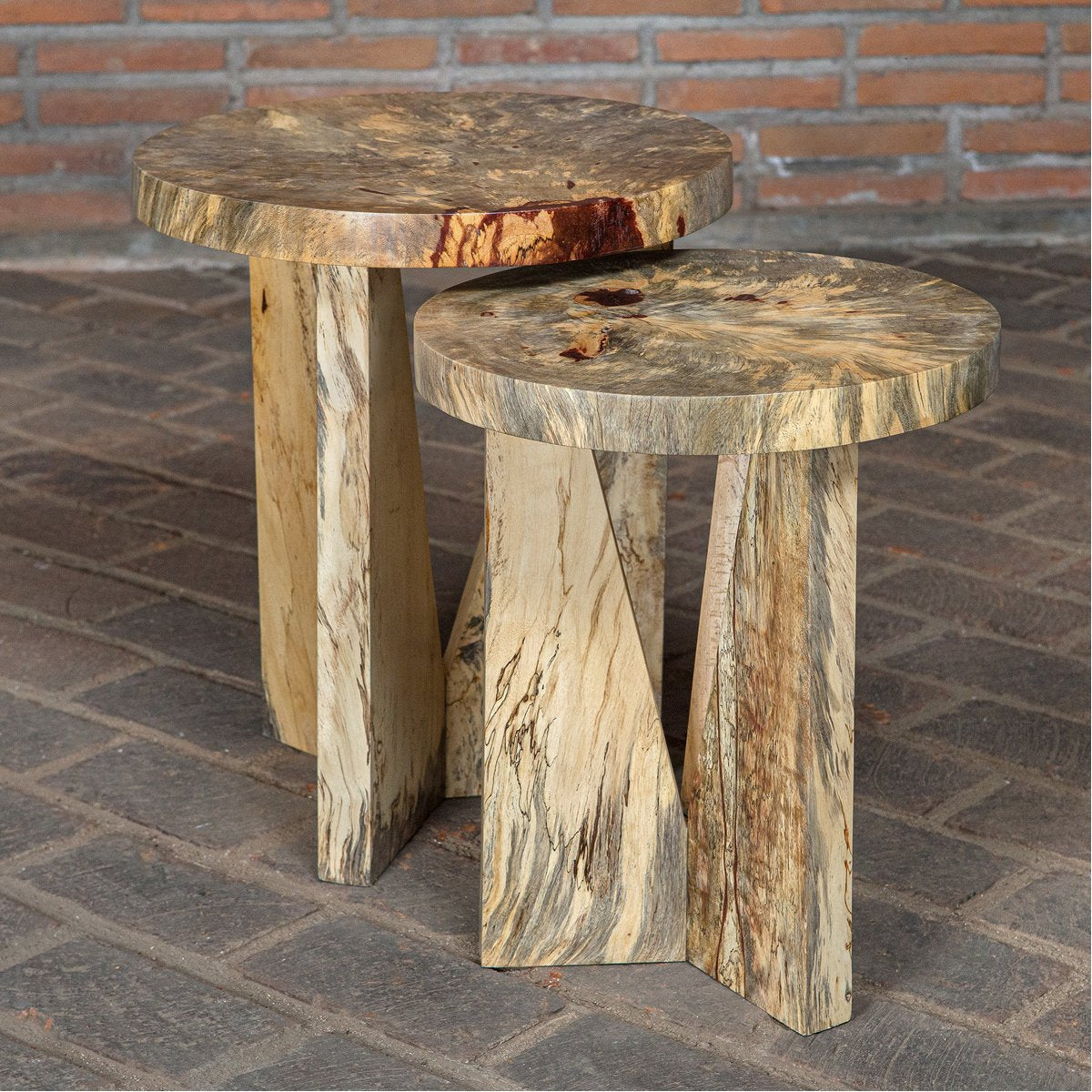 Tables gigognes Uttermost Nadette, ensemble de 2 pièces