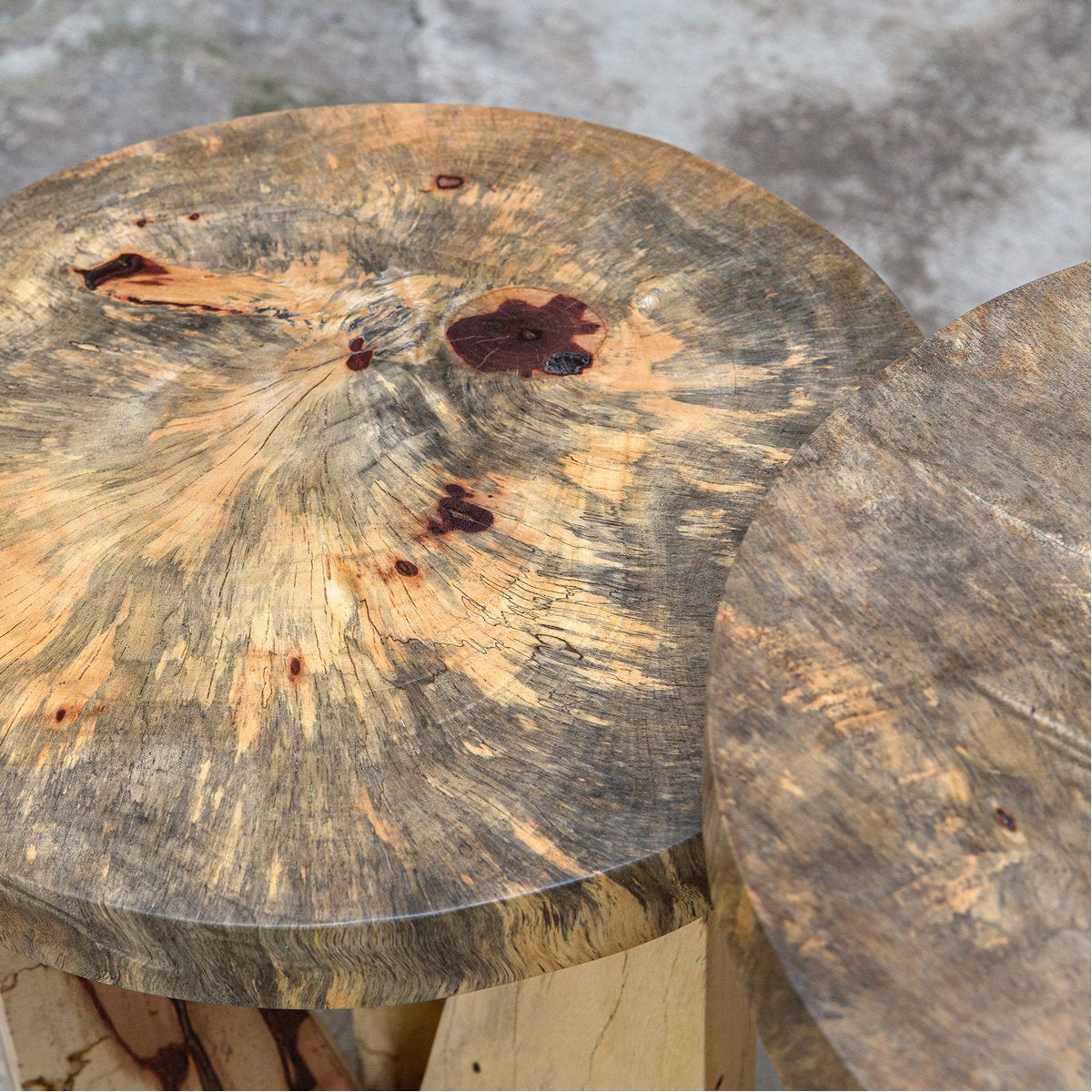Tables gigognes Uttermost Nadette, ensemble de 2 pièces