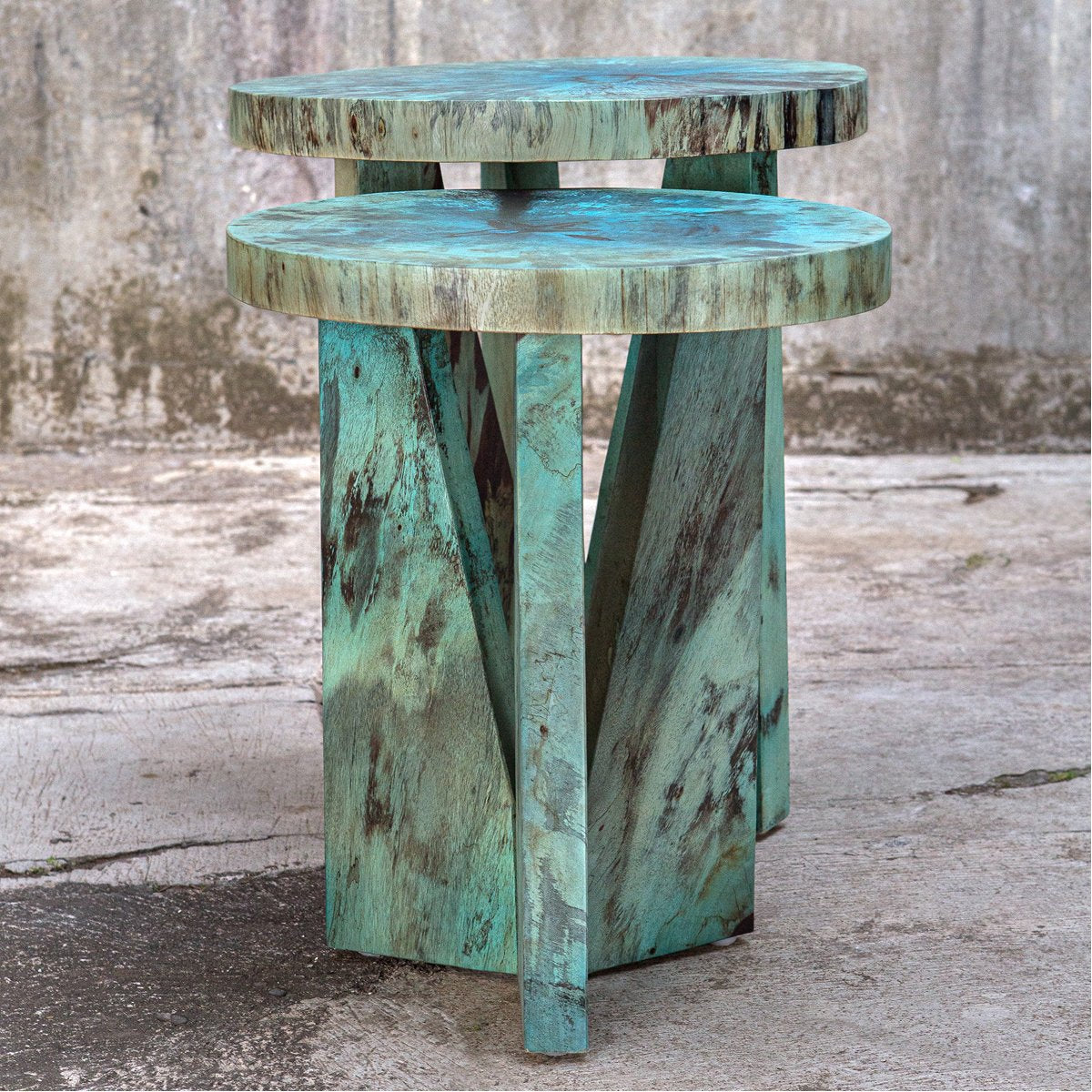 Tables gigognes Uttermost Nadette, ensemble de 2 pièces