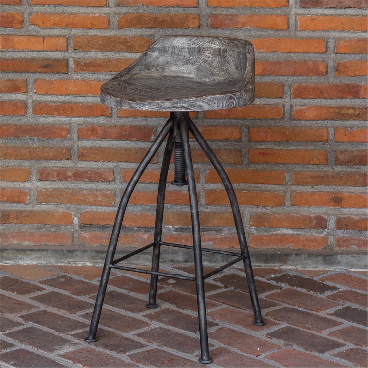 Tabouret de bar en bois Uttermost Kairu