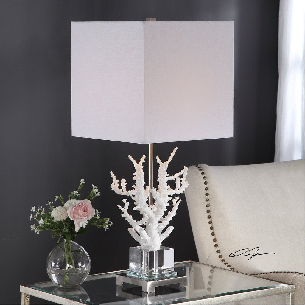 Lampe de table corail blanc Uttermost Corallo