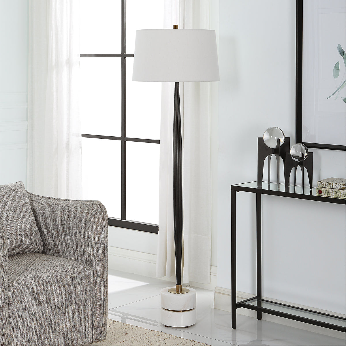 Lampadaire en fer Miraz d'Uttermost