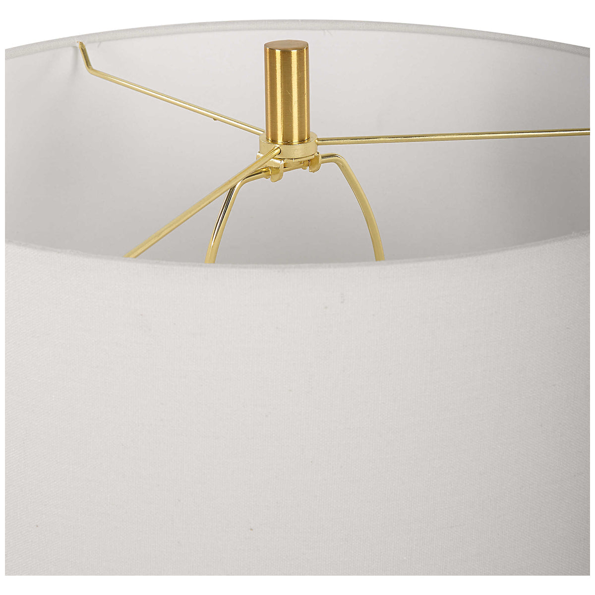 Lampe de table contemporaine à trois anneaux Uttermost