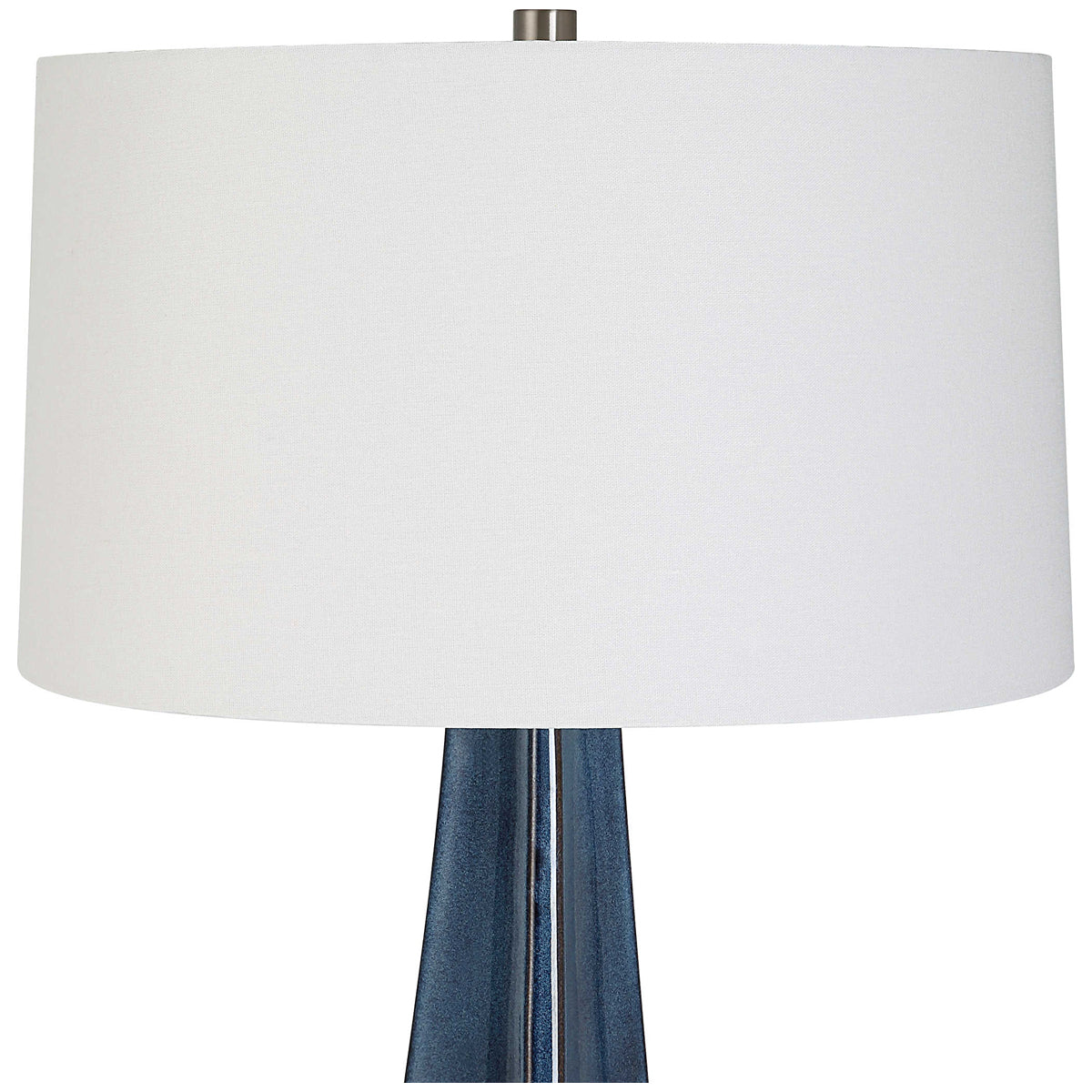 Lampe de table en céramique festonnée Uttermost Teramo