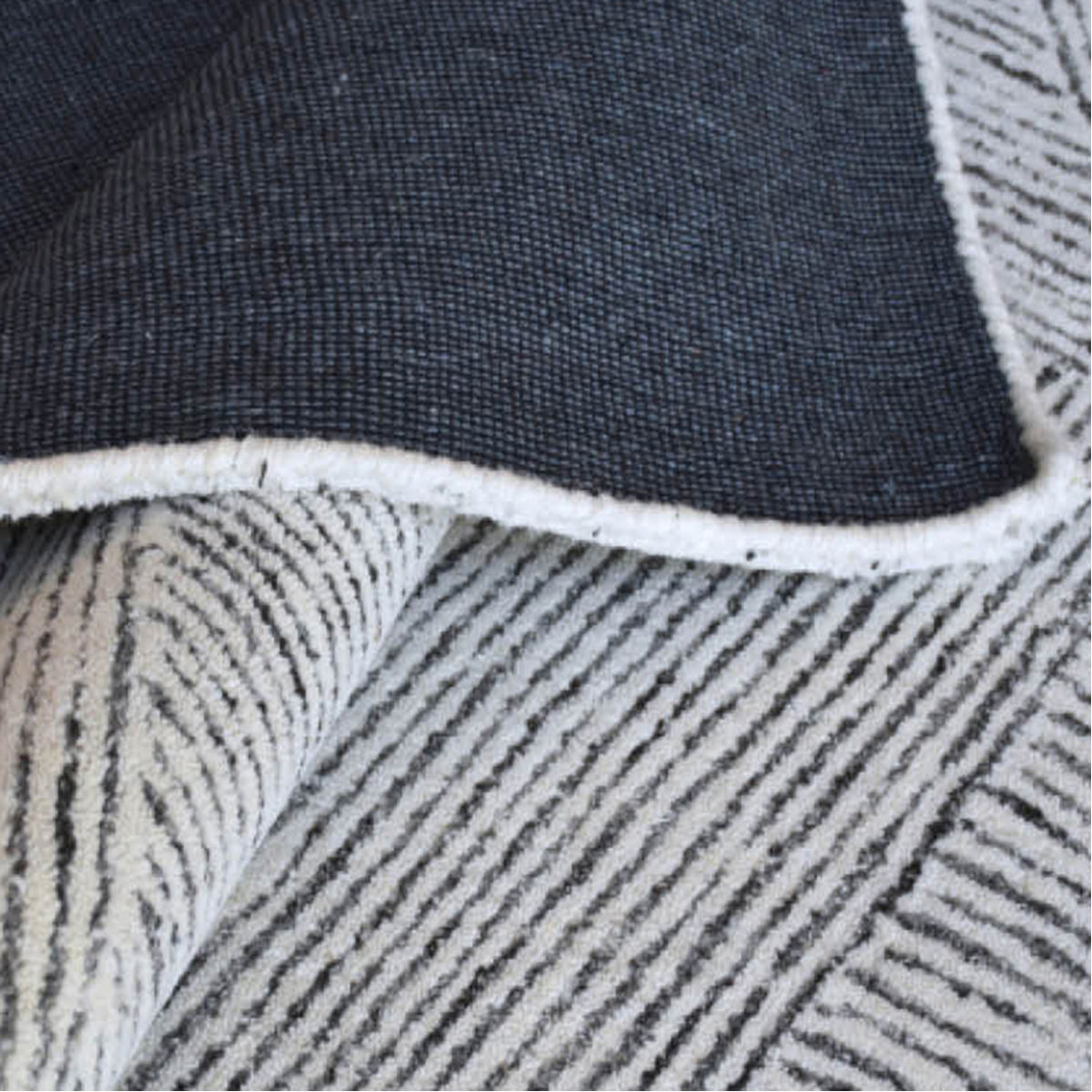 Tapis géométrique Paonia d'Uttermost