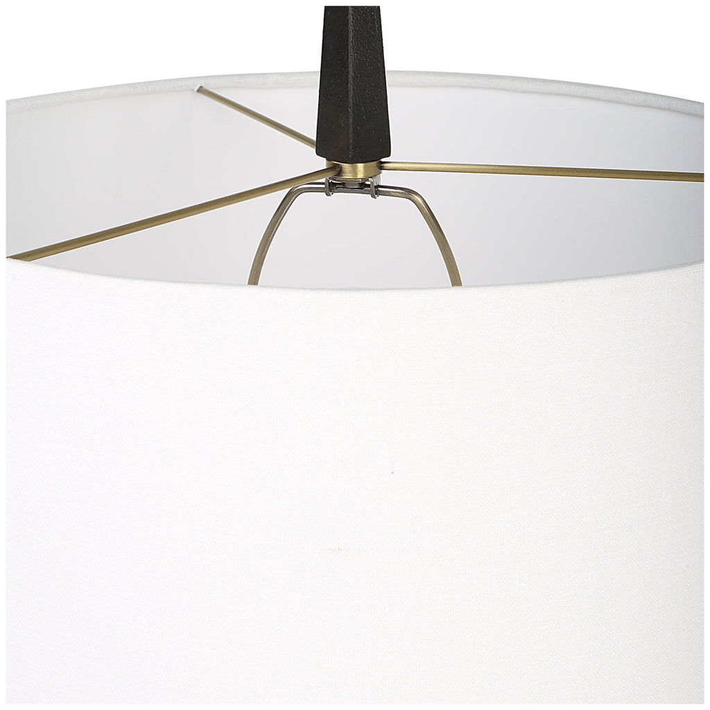 Lampe de table en métal antirouille Uttermost Counteract