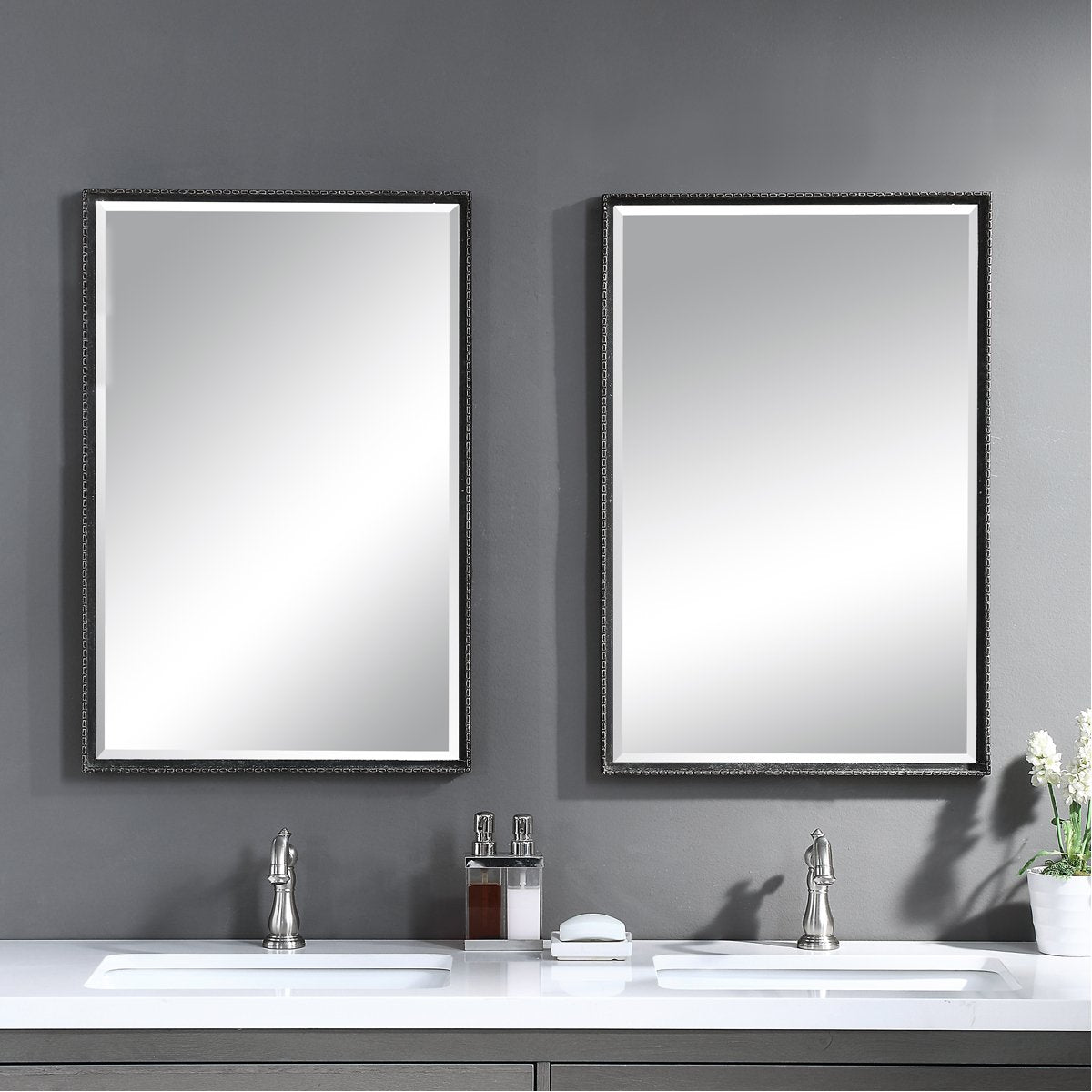 Miroir de courtoisie Uttermost Callan