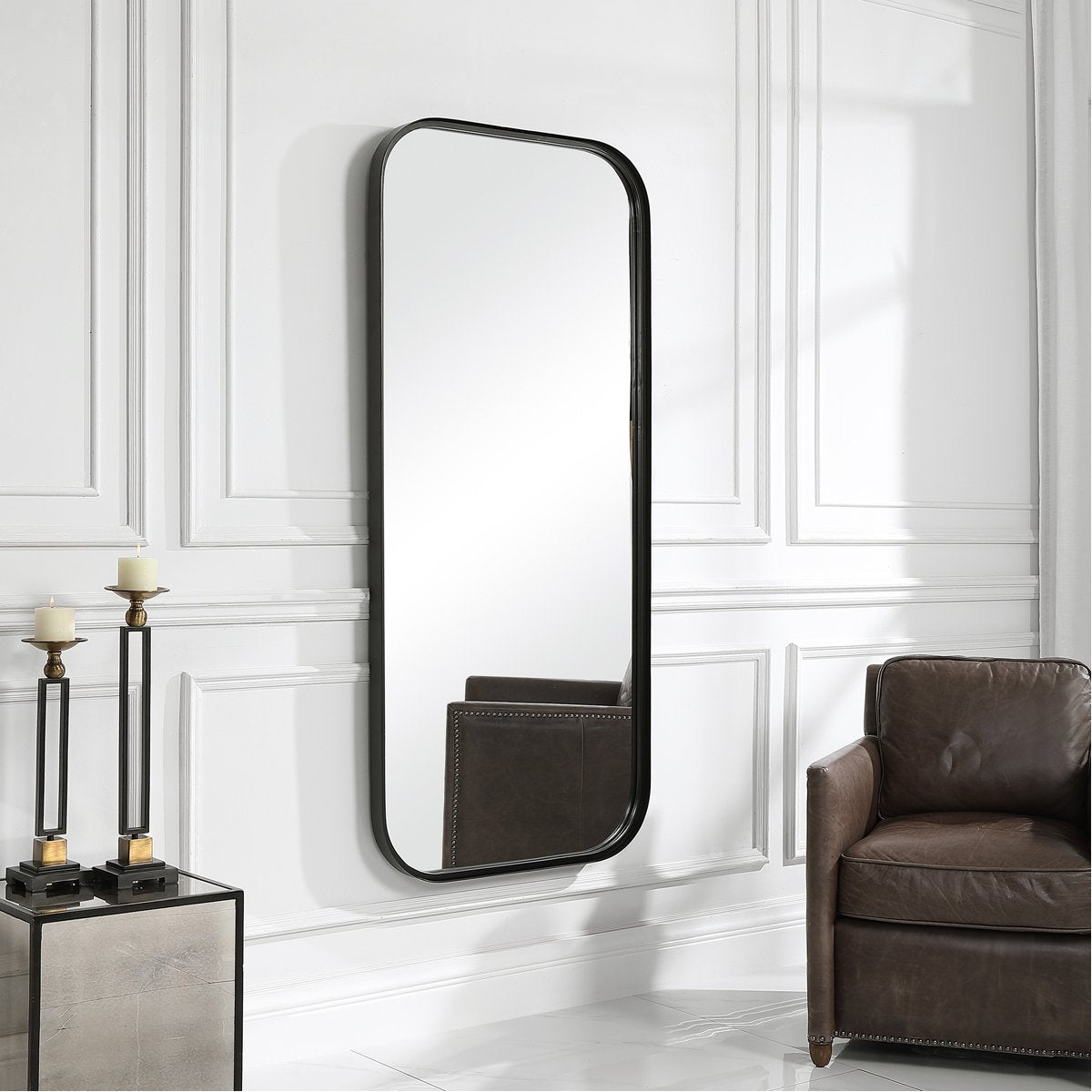 Grand miroir en fer noir Concord d'Uttermost