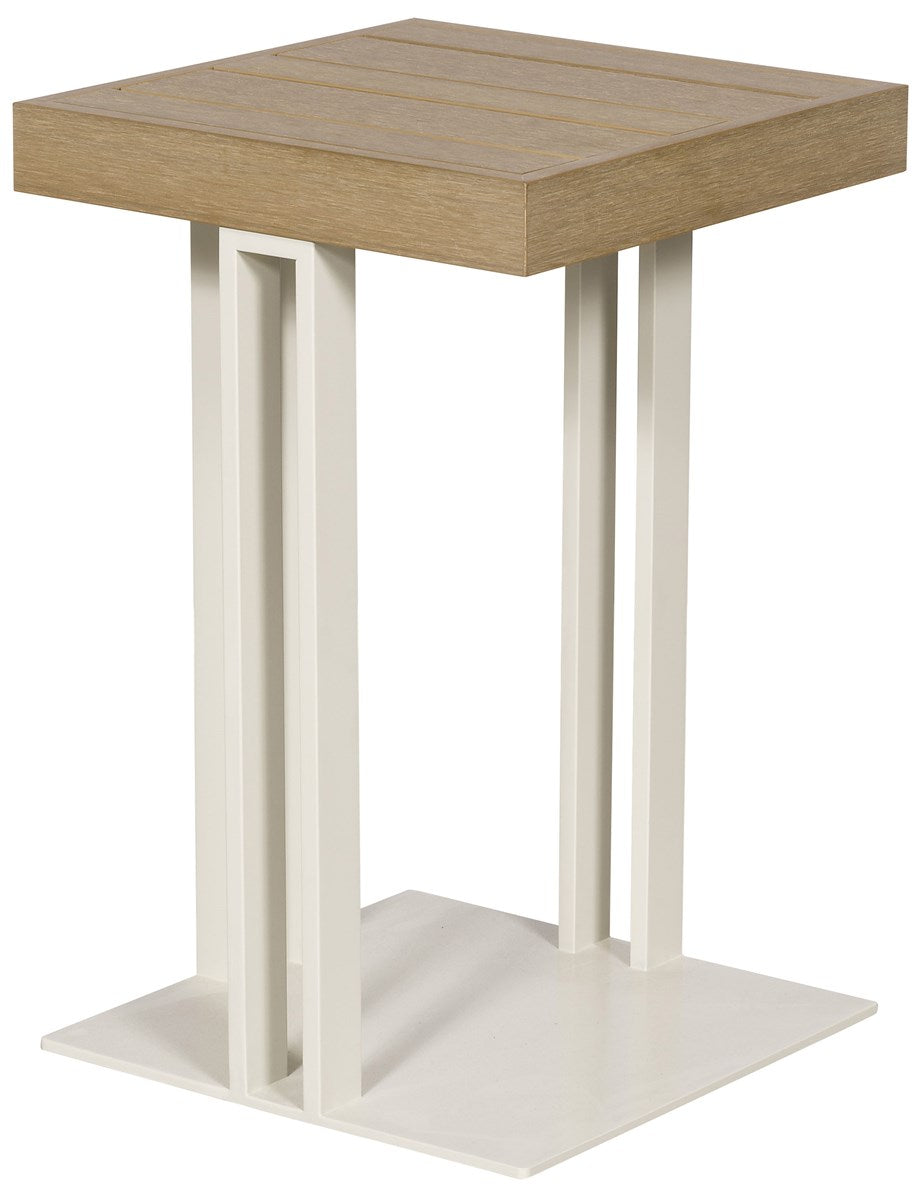 Table d'appoint d'extérieur Vanguard Furniture Montecito de 17 pouces