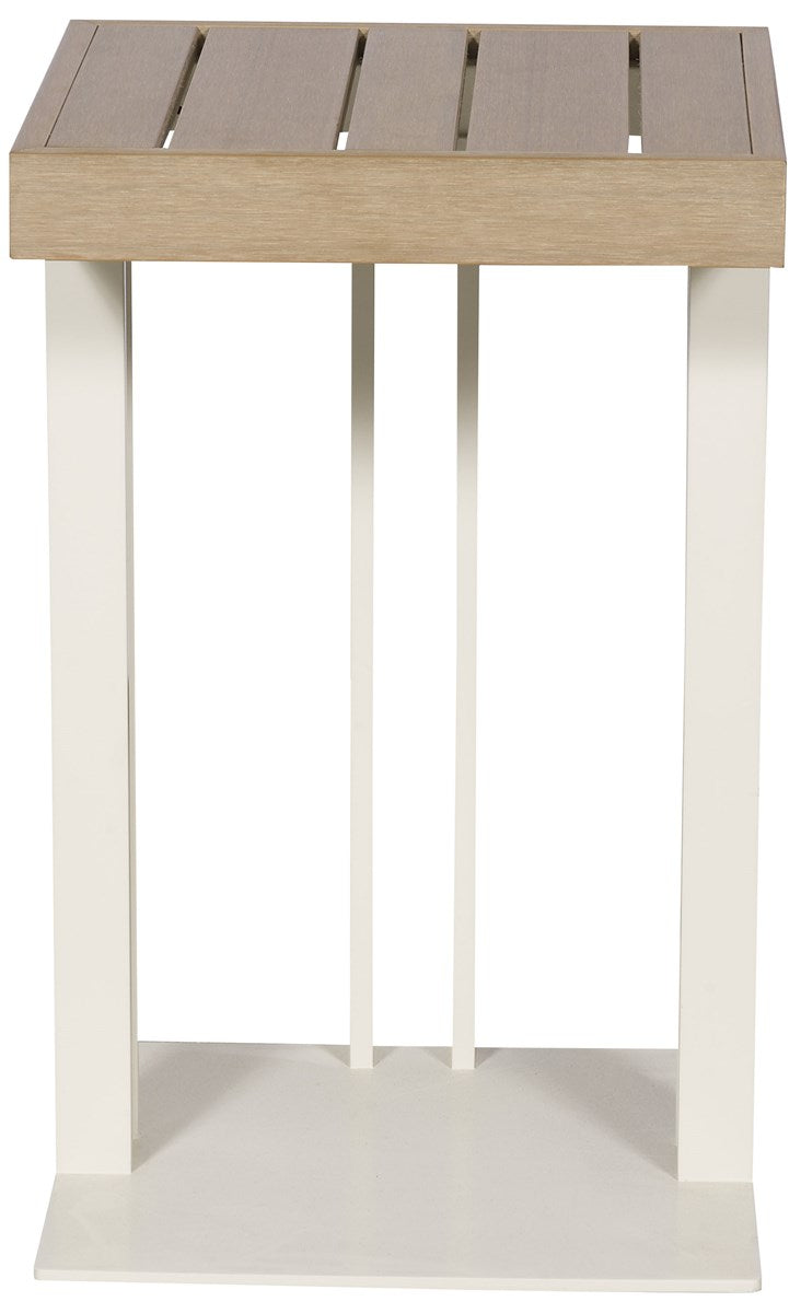 Table d'appoint d'extérieur Vanguard Furniture Montecito de 17 pouces