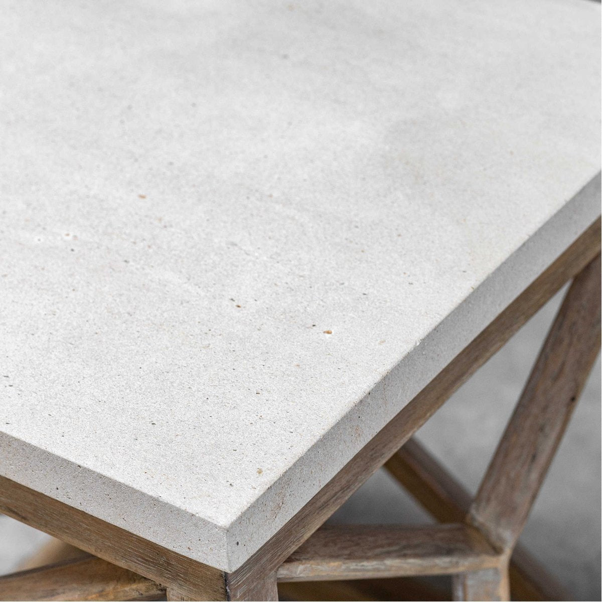 Table de bout en pierre Catali ultime